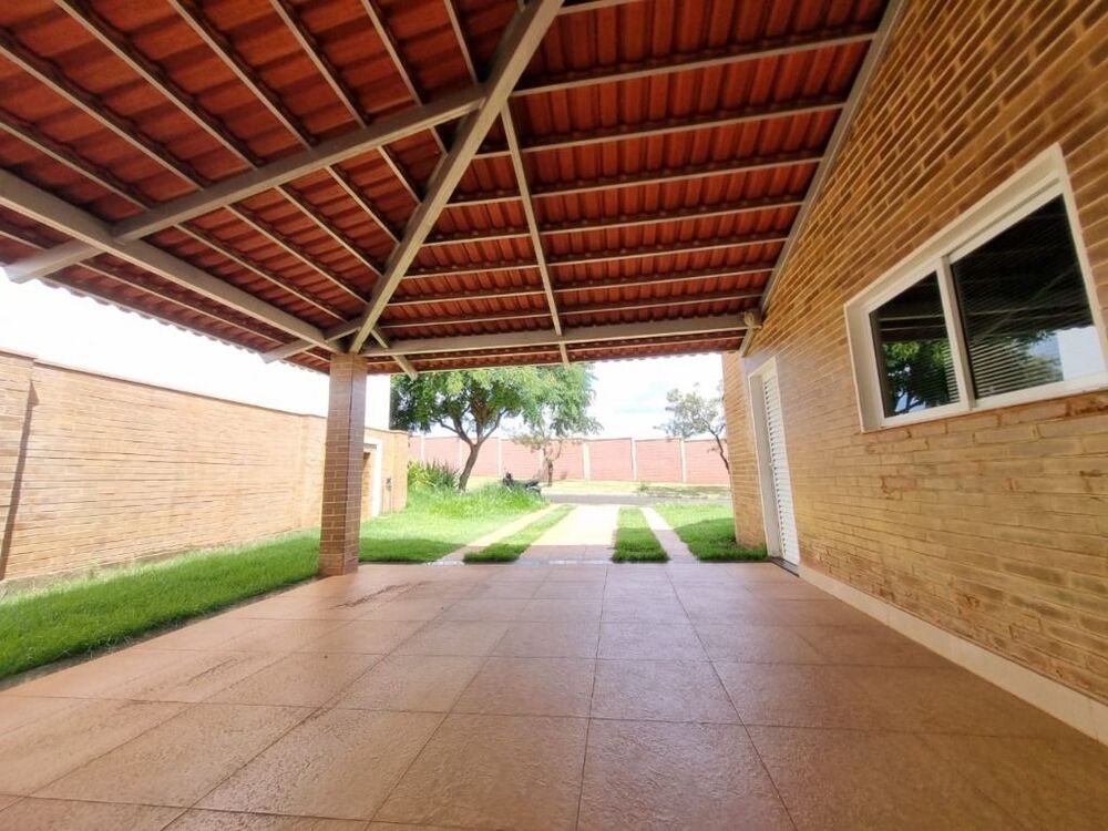 Casa, 4 quartos, 210 m² - Foto 1