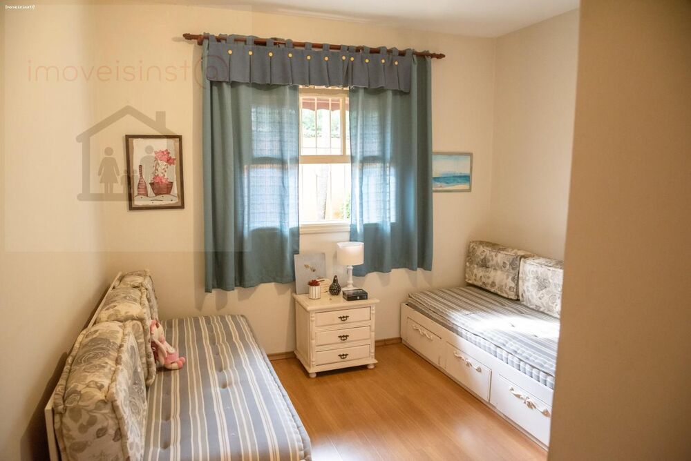 Casa, 3 quartos, 226 m² - Foto 8