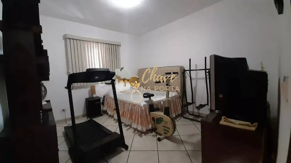 Casa, 4 quartos, 250 m² - Foto 2