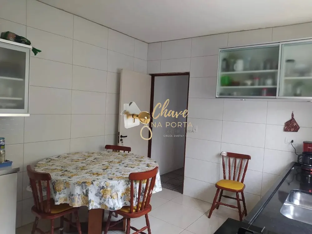 Casa, 2 quartos, 180 m² - Foto 2