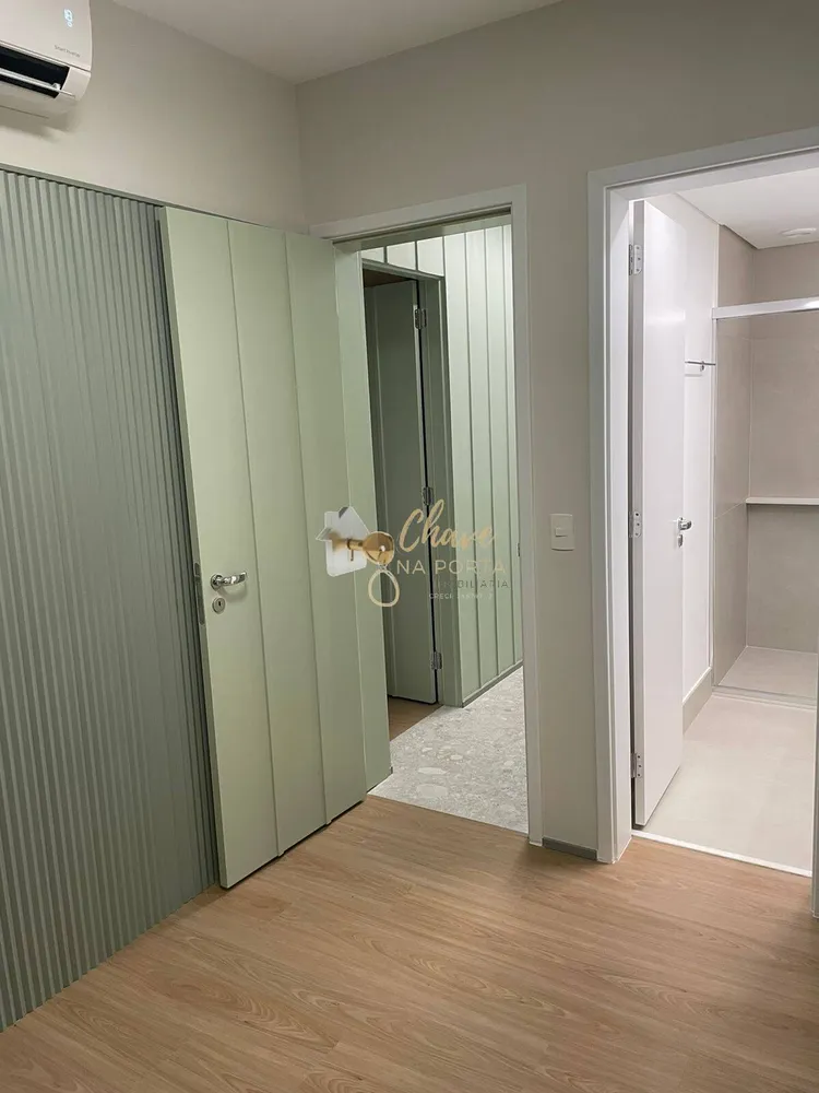 Apartamento, 3 quartos, 131 m² - Foto 2