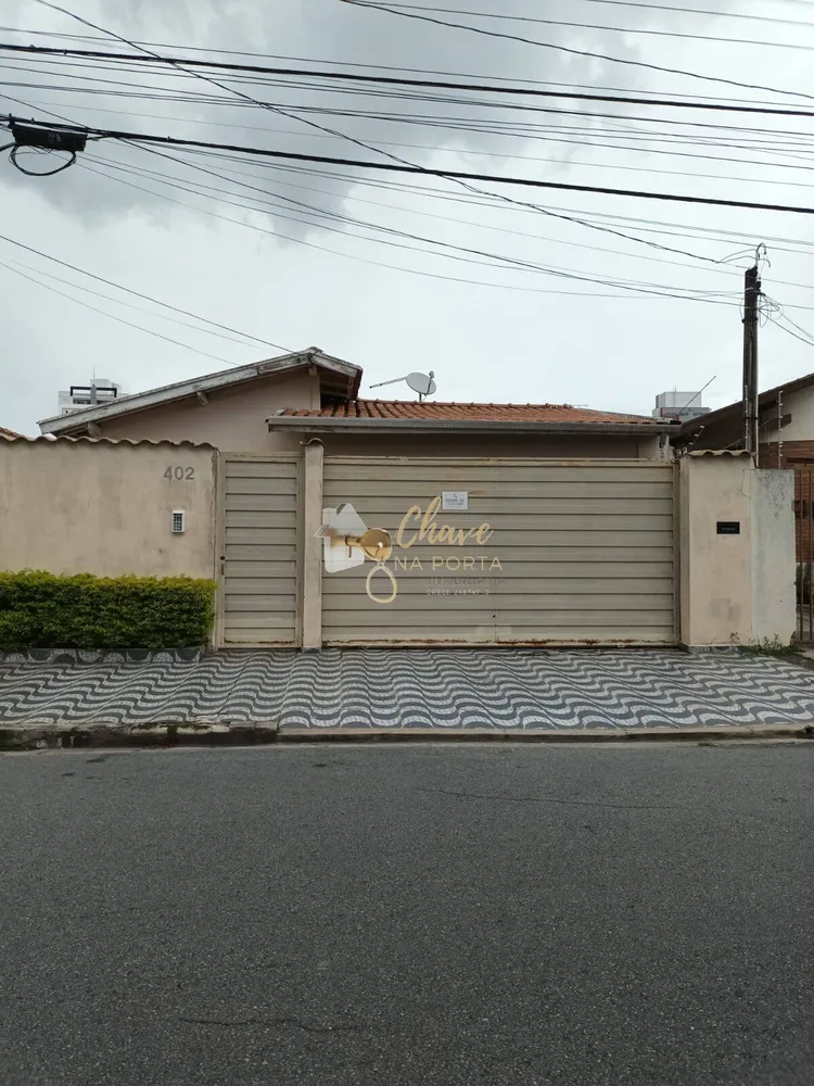 Casa, 1 quarto, 250 m² - Foto 2