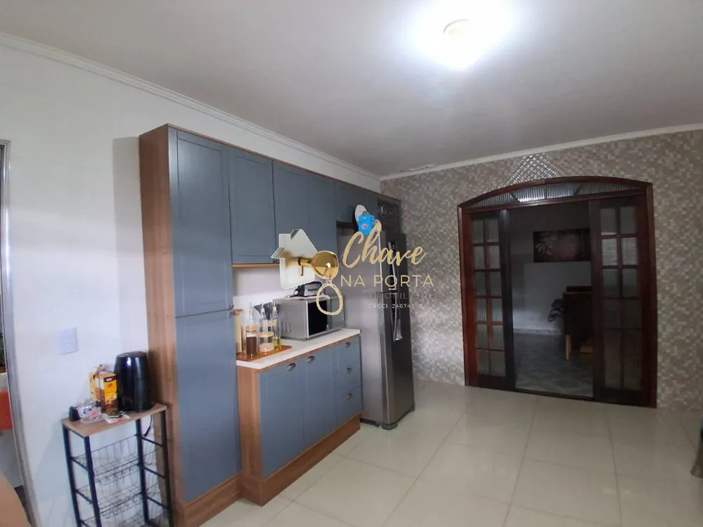Sobrado, 9 quartos, 348 m² - Foto 4