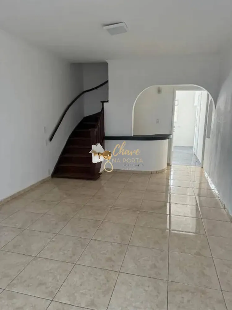 Sobrado, 4 quartos, 182 m² - Foto 1