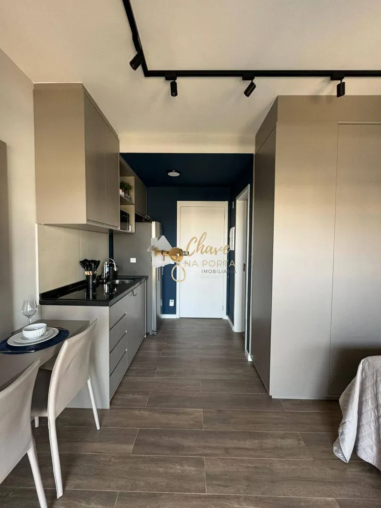 Apartamento, 1 quarto, 27 m² - Foto 2