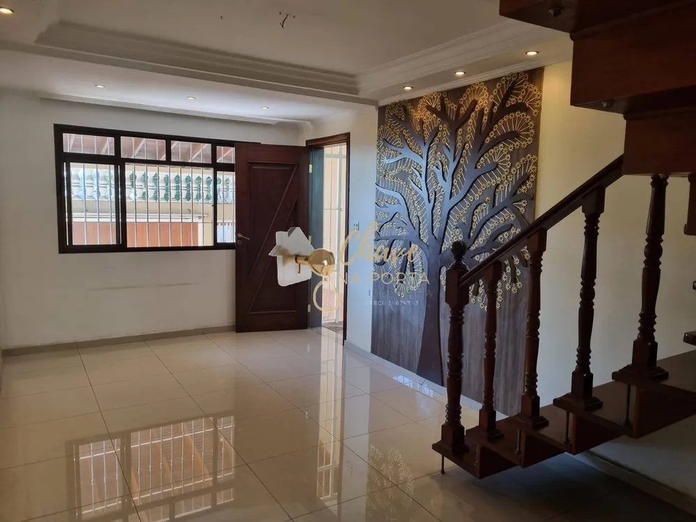 Sobrado, 3 quartos, 392 m² - Foto 1