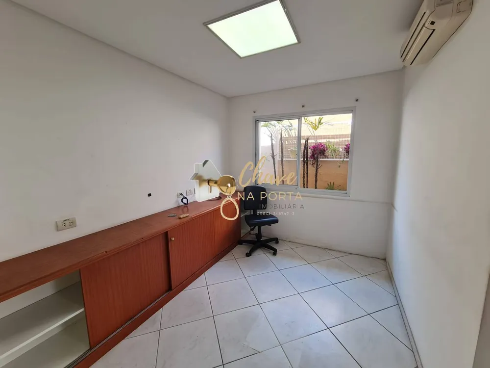 Sala-Conjunto, 210 m² - Foto 1