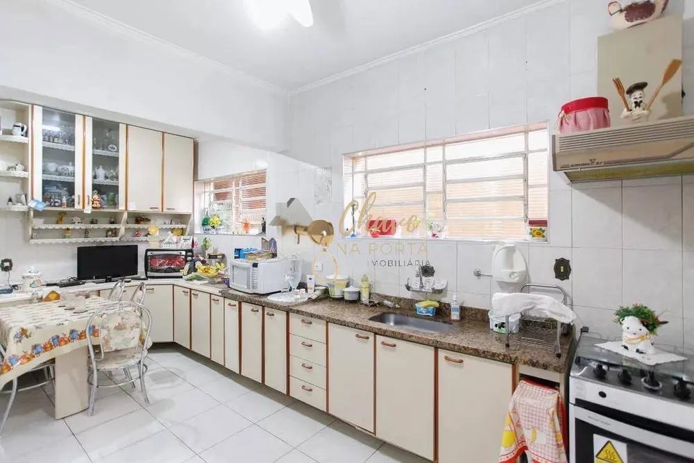 Casa, 3 quartos, 189 m² - Foto 2