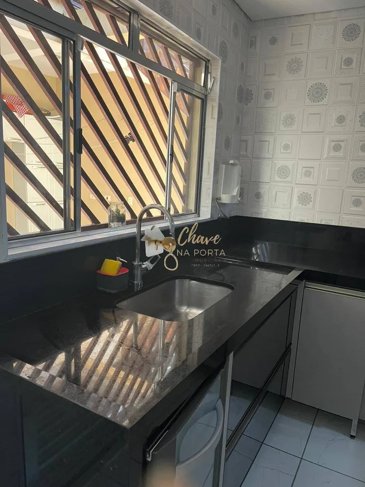 Casa, 3 quartos, 250 m² - Foto 12
