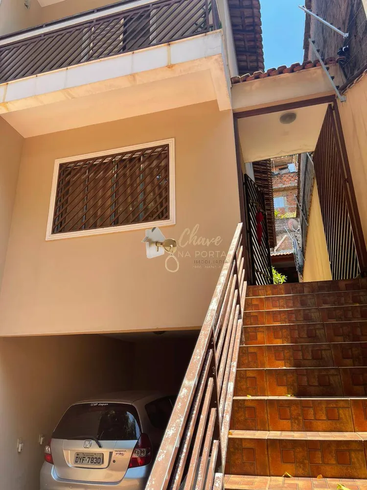 Casa, 3 quartos, 250 m² - Foto 1