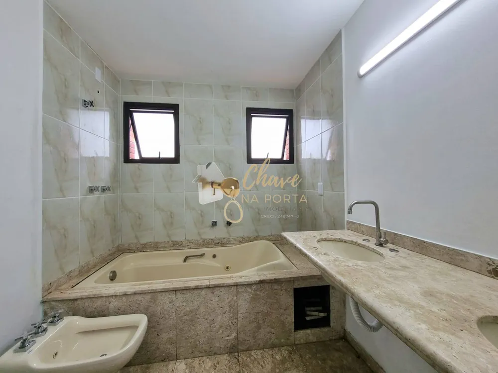 Apartamento, 4 quartos, 236 m² - Foto 4