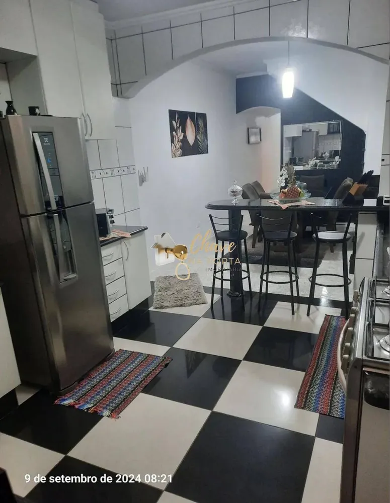 Sobrado, 4 quartos, 170 m² - Foto 1