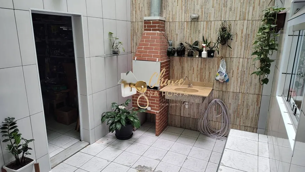 Casa, 4 quartos, 250 m² - Foto 3