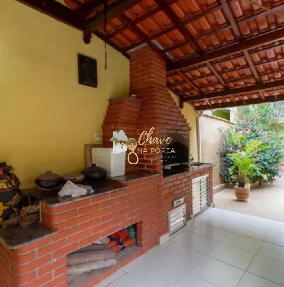 Casa, 3 quartos, 193 m² - Foto 2
