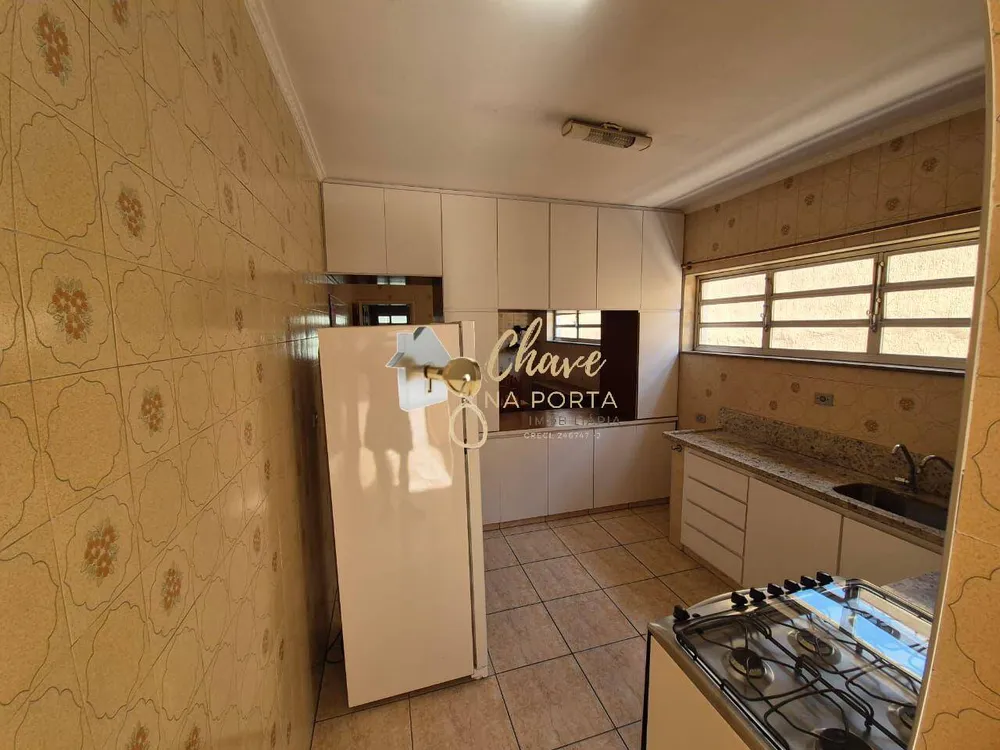 Sobrado, 3 quartos, 200 m² - Foto 2