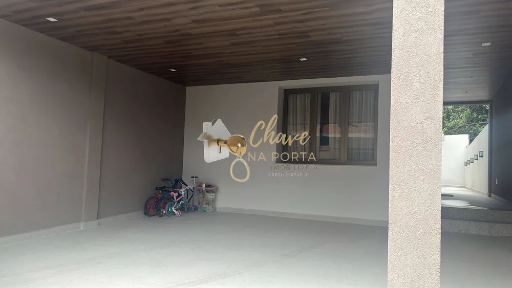 Casa, 3 quartos, 210 m² - Foto 2