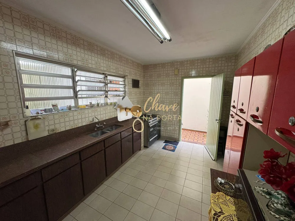 Sobrado, 3 quartos, 218 m² - Foto 1