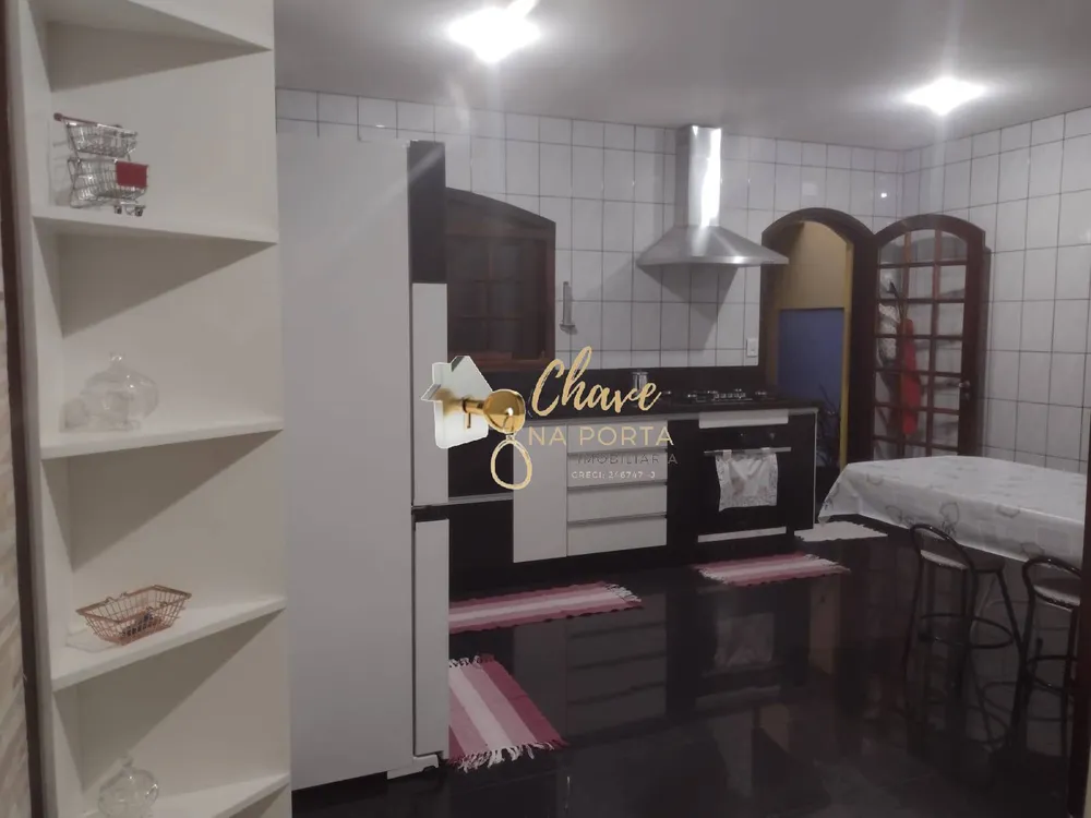 Sobrado, 3 quartos, 230 m² - Foto 2