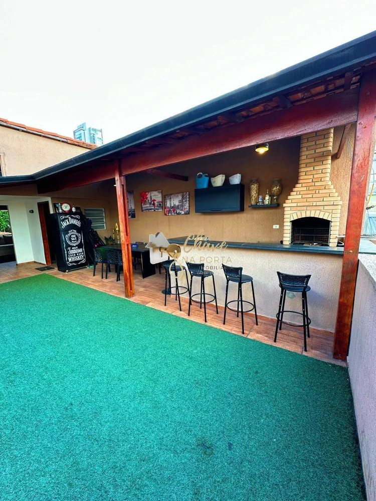 Casa, 3 quartos, 210 m² - Foto 3