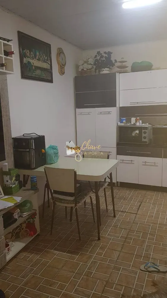 Casa, 5 quartos, 250 m² - Foto 2