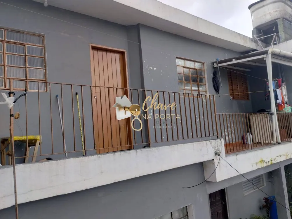 Casa, 3 quartos, 182 m² - Foto 2