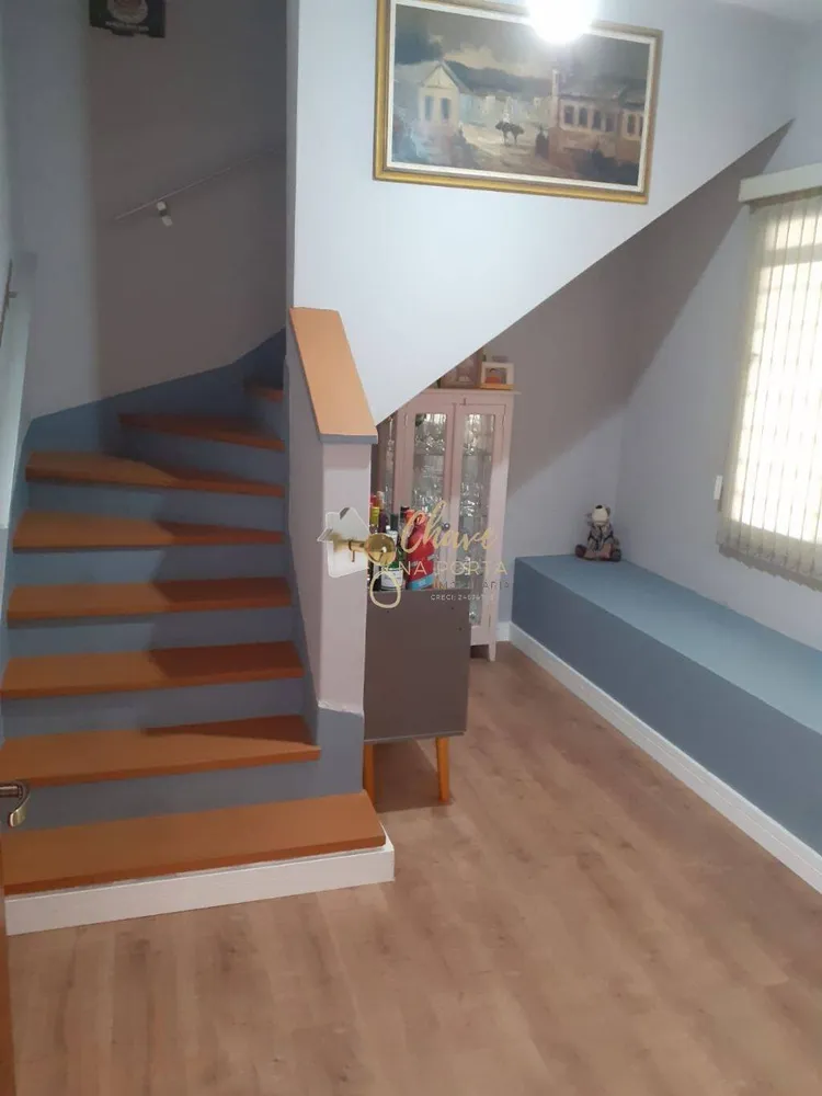 Casa, 5 quartos, 166 m² - Foto 2