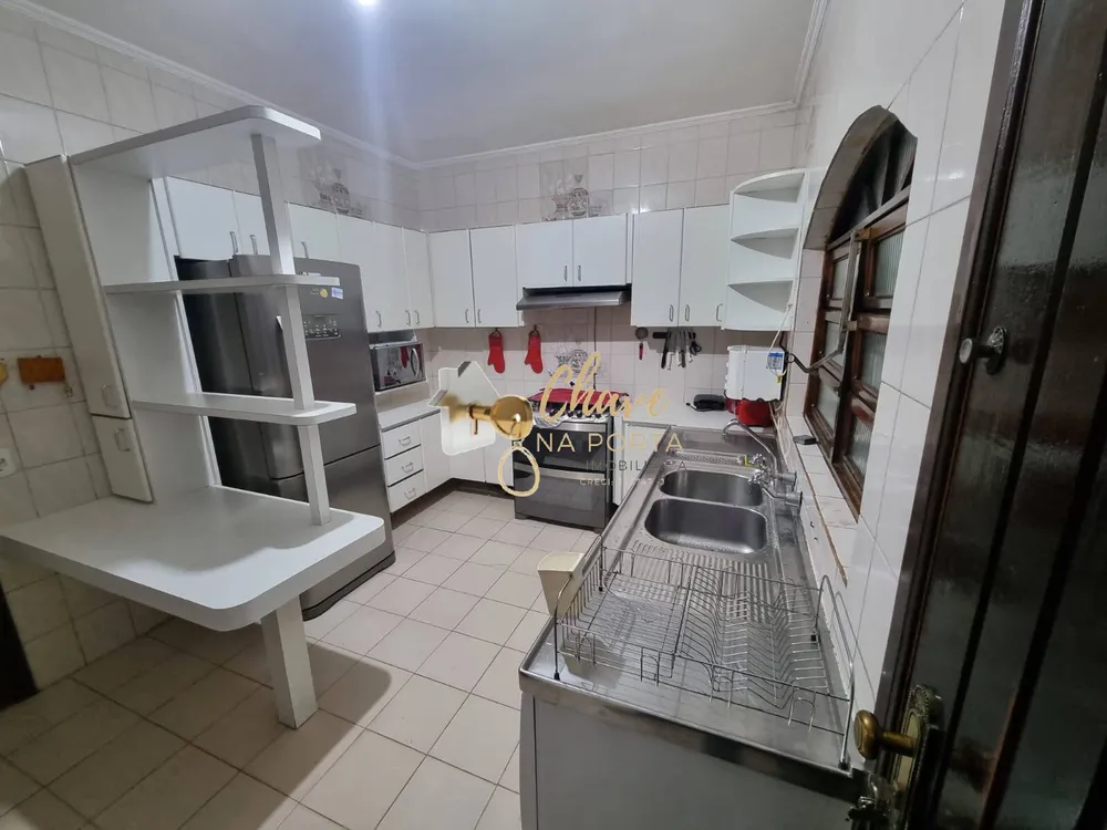 Sobrado, 4 quartos, 190 m² - Foto 2