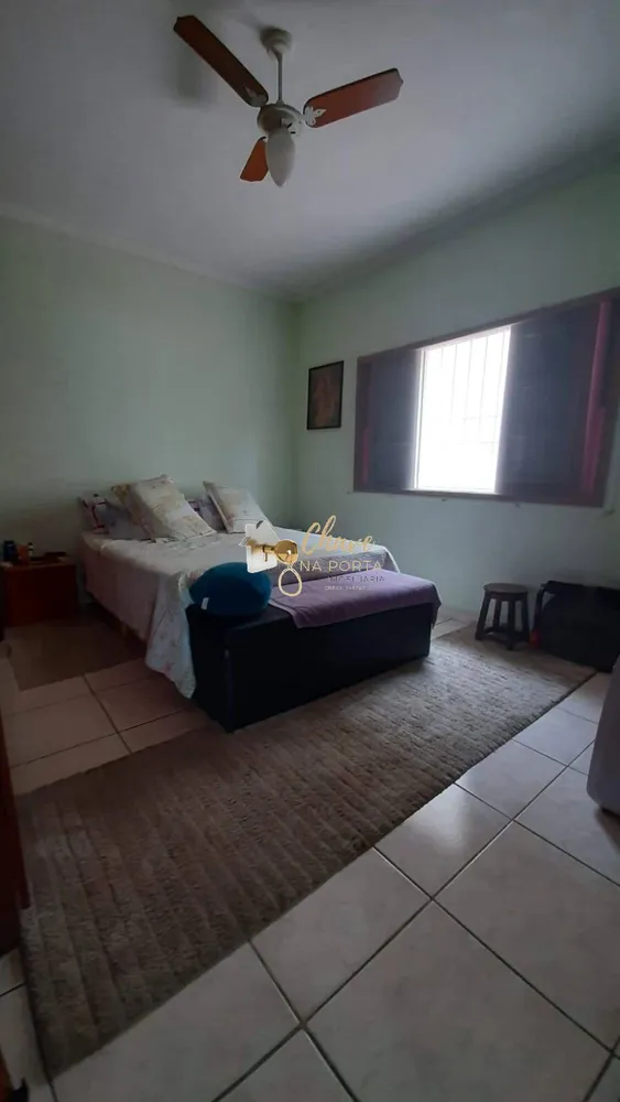 Casa, 4 quartos, 250 m² - Foto 4