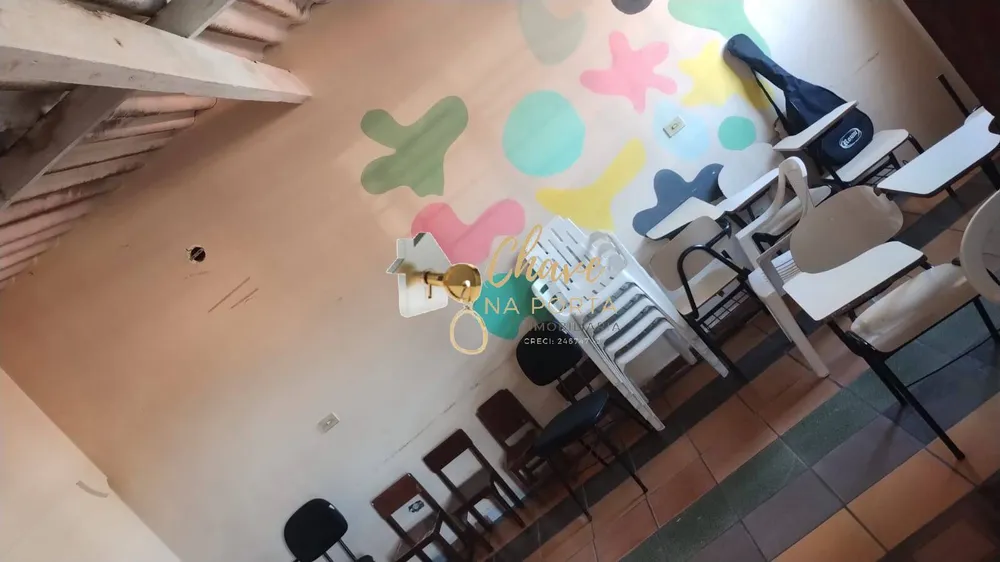 Casa, 5 quartos, 250 m² - Foto 4