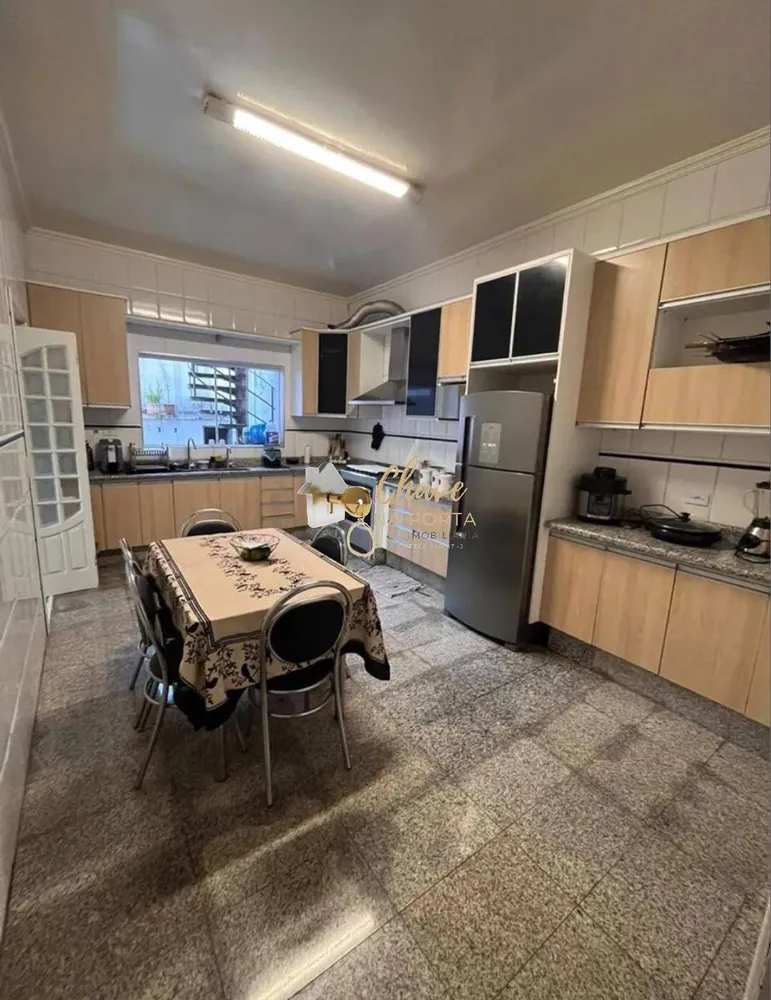 Sobrado, 6 quartos, 268 m² - Foto 1