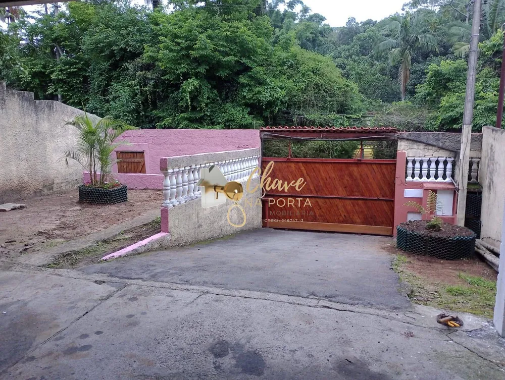 Casa, 4 quartos, 225 m² - Foto 2