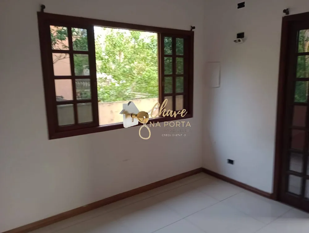 Casa, 4 quartos, 225 m² - Foto 4