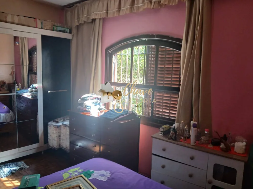 Casa, 3 quartos, 220 m² - Foto 1