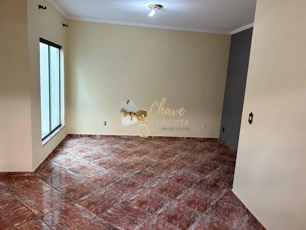 Casa, 3 quartos, 159 m² - Foto 2