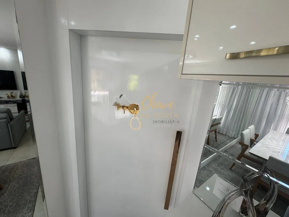Apartamento, 3 quartos, 156 m² - Foto 2