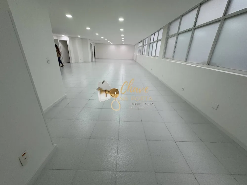 Sala-Conjunto, 195 m² - Foto 1