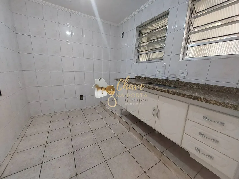 Casa, 6 quartos, 252 m² - Foto 2