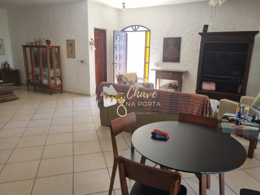 Casa, 3 quartos, 180 m² - Foto 2