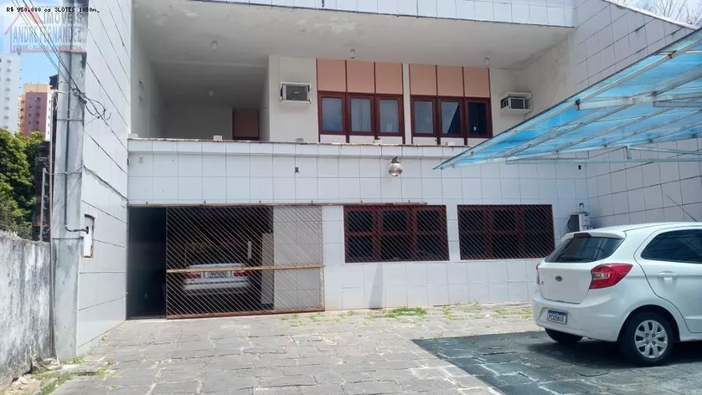 Sobrado à venda com 5 quartos, 426m² - Foto 2