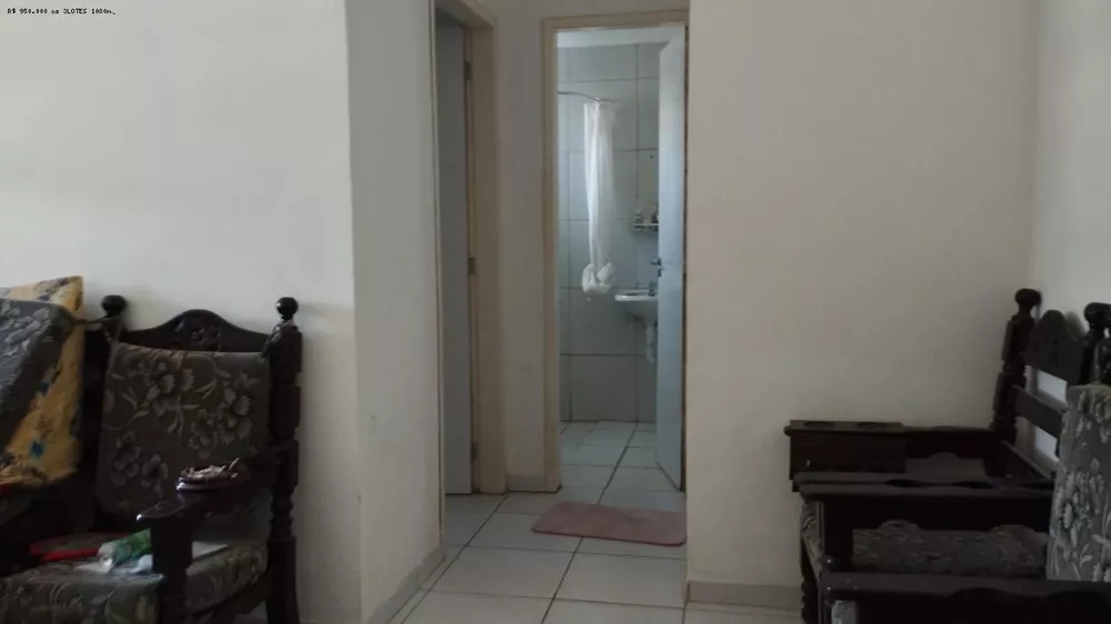 Casa à venda com 2 quartos, 65m² - Foto 4