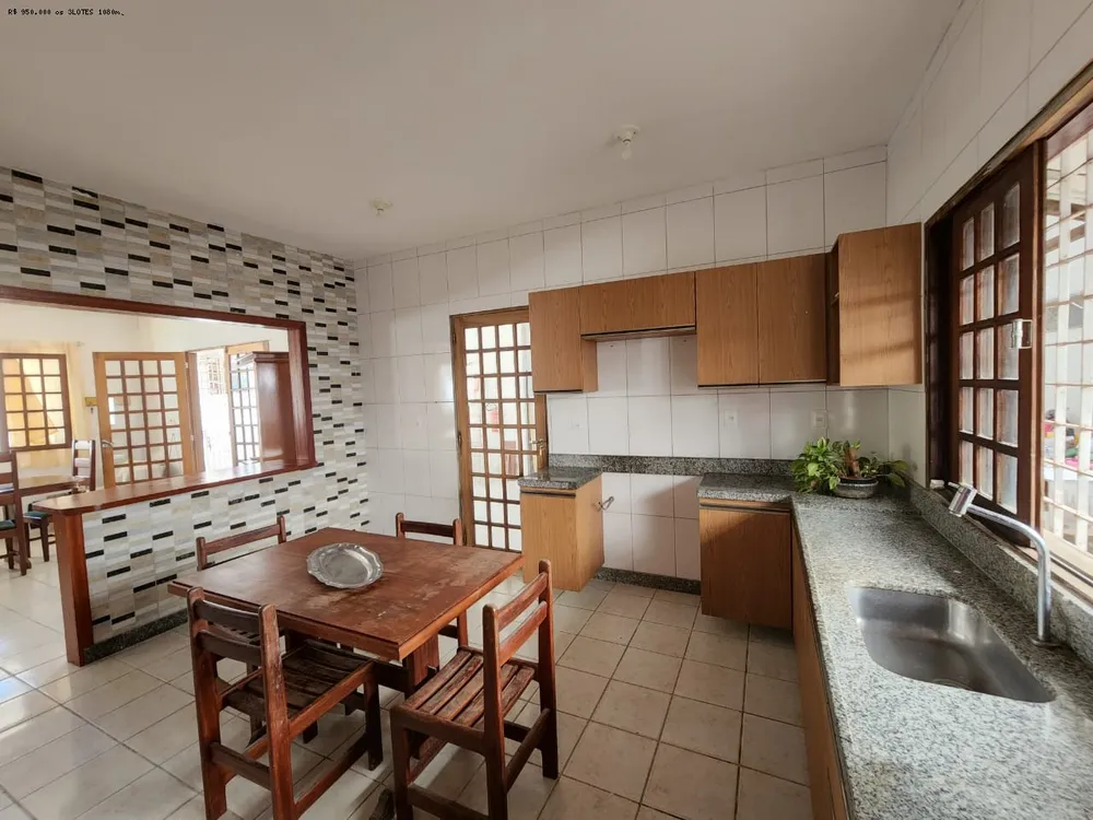 Casa, 5 quartos, 190 m² - Foto 1