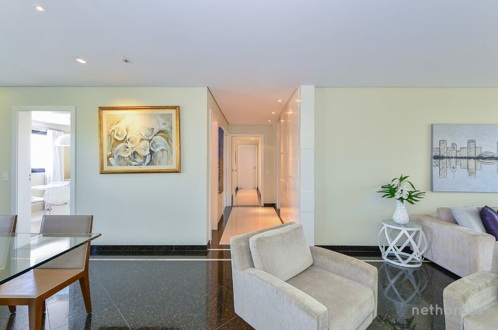 Apartamento à venda com 3 quartos, 250m² - Foto 3