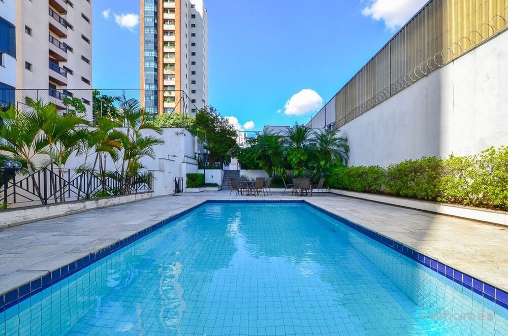 Apartamento à venda com 3 quartos, 250m² - Foto 8