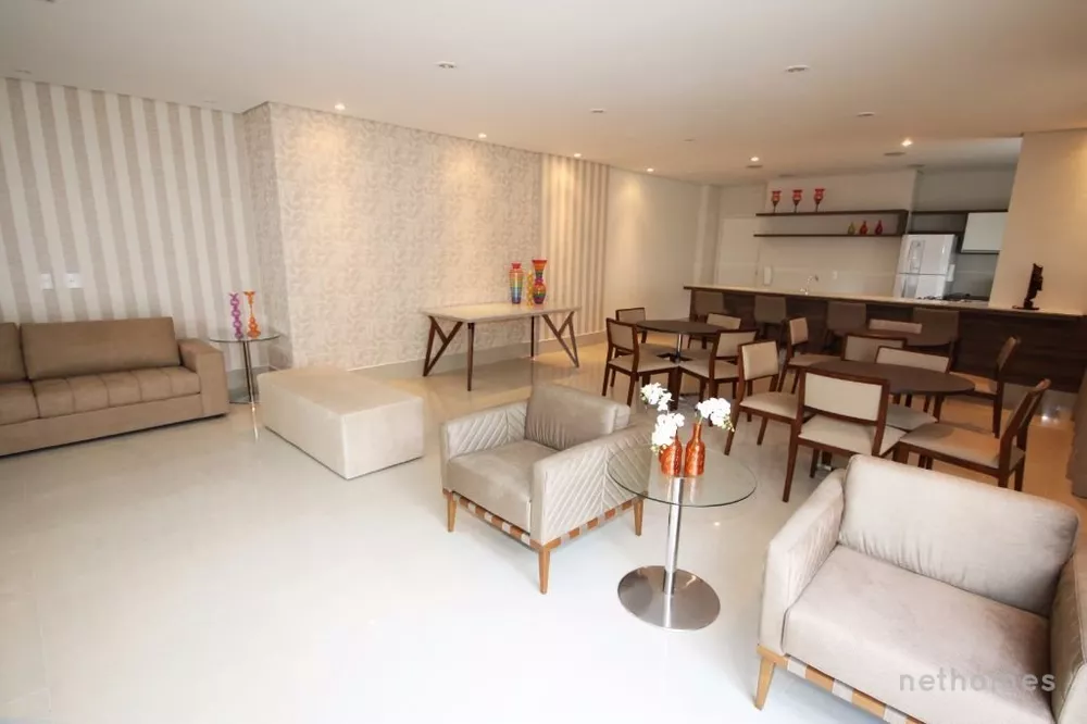 Apartamento à venda com 2 quartos, 67m² - Foto 4