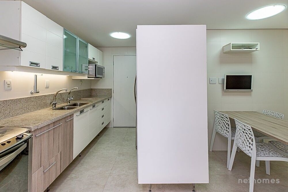 Apartamento à venda com 3 quartos, 128m² - Foto 12