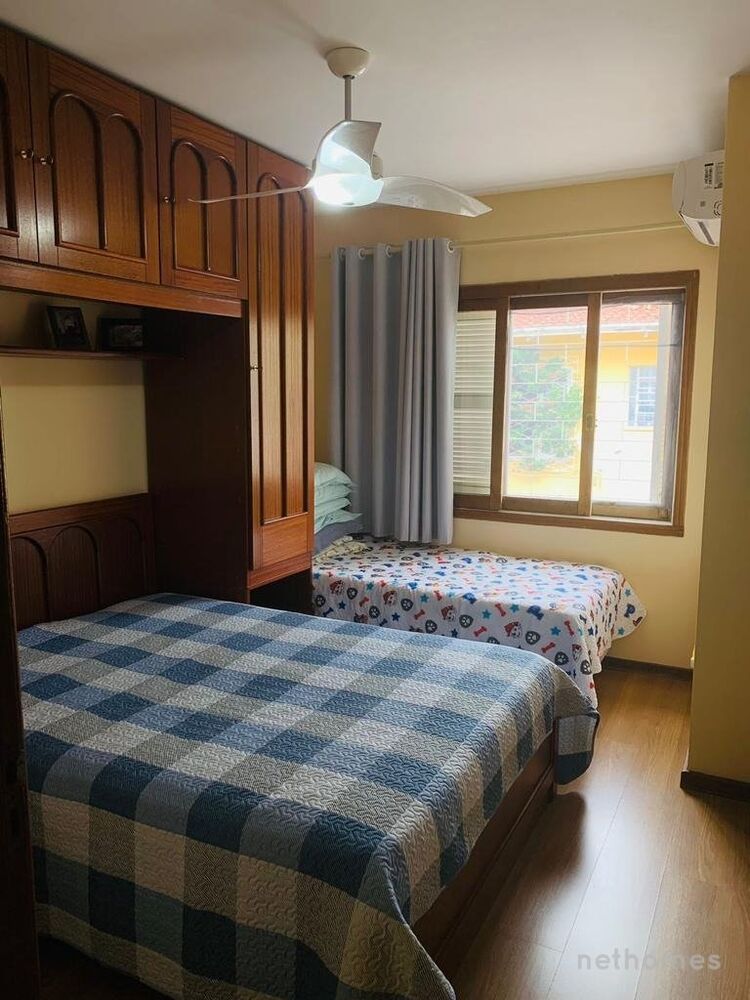 Casa à venda com 5 quartos, 381m² - Foto 2