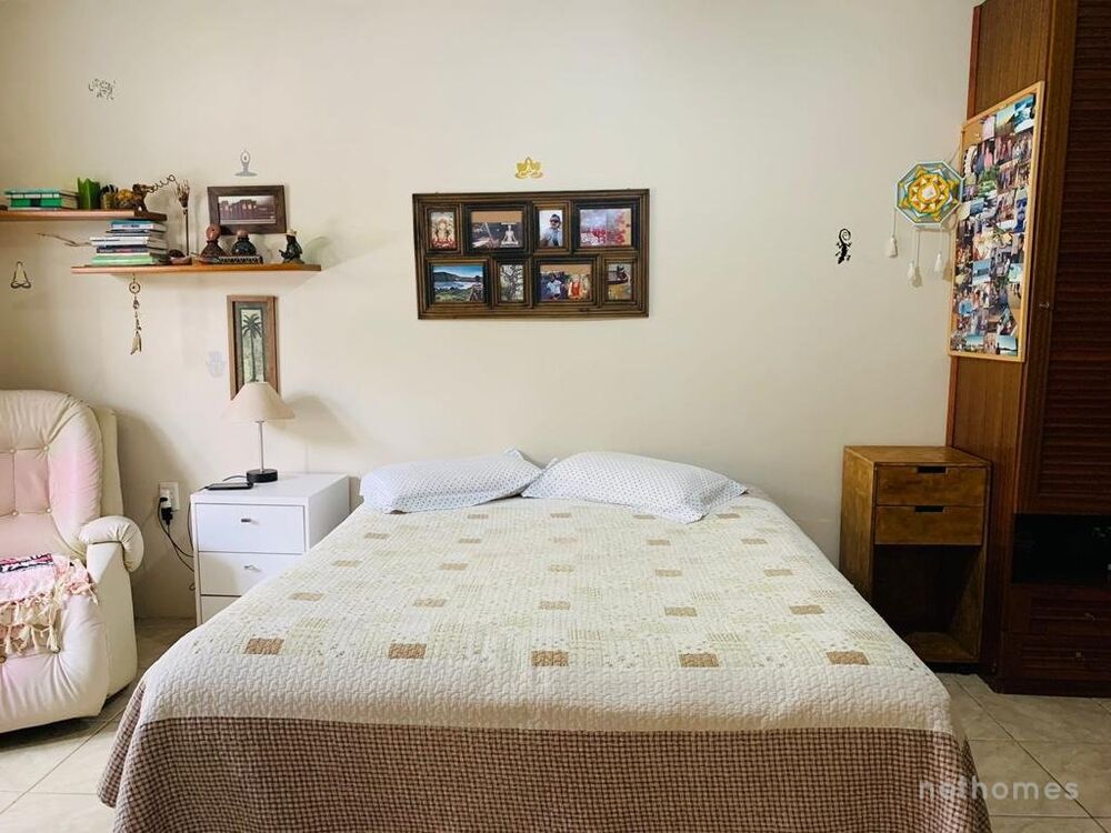 Casa à venda com 5 quartos, 381m² - Foto 8