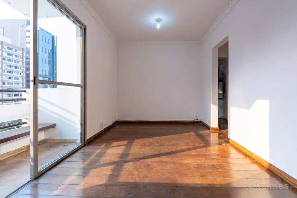 Apartamento à venda com 2 quartos, 72m² - Foto 2