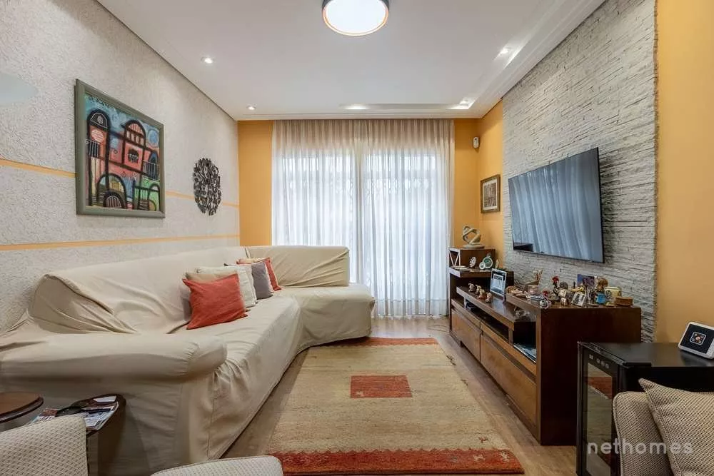 Casa à venda com 3 quartos, 177m² - Foto 2