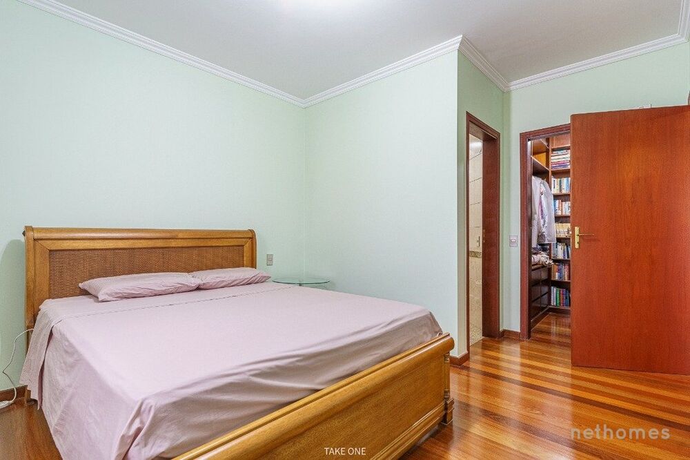 Apartamento à venda com 3 quartos, 115m² - Foto 2